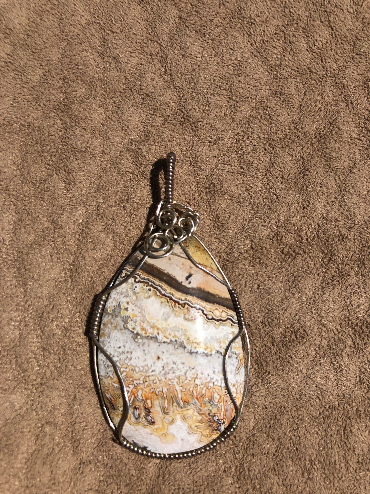 1rst Chakra Wire Wrap Mexican Lace Agate